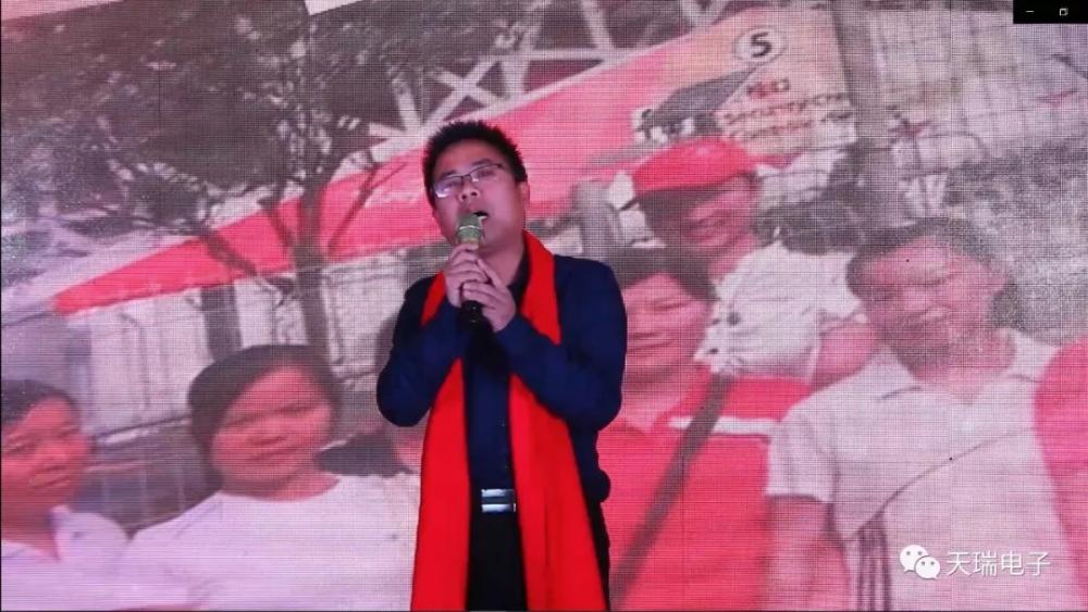 “不忘初心，携手并进”华体会官方网页版-华体会（中国）
2020年迎新联欢会热烈举办-3